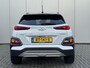 Hyundai Kona 1.0T Premium / NL auto / Dealeronderhouden / 18" LM net All Season / Lederen Bekleding / Stoel verwarming en verkoeling / Led Koplampen / Navigatie / Cruise Control /