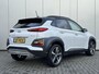 Hyundai Kona 1.0T Premium / NL auto / Dealeronderhouden / 18" LM net All Season / Lederen Bekleding / Stoel verwarming en verkoeling / Led Koplampen / Navigatie / Cruise Control /