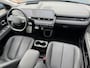 Hyundai Ioniq 5 Connect+ 77.4 kWh | Lederen bekleding | Warmtepomp & V2L | Geïntegreerde navigatie | Apple Carplay & Android Auto | Adaptieve Cruisecontrol | Camera | Warmtepomp | Stoel/-Stuur verwarming |