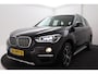 BMW X1 SDrive18i High Executive | Trekhaak | Org NL | Head-Up | Camera | Stoelverwarming | Sportstoelen | LED | 77.000 KM! |
