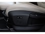 BMW X1 SDrive18i High Executive | Trekhaak | Org NL | Head-Up | Camera | Stoelverwarming | Sportstoelen | LED | 77.000 KM! |