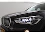 BMW X1 SDrive18i High Executive | Trekhaak | Org NL | Head-Up | Camera | Stoelverwarming | Sportstoelen | LED | 77.000 KM! |