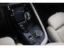 BMW X1 SDrive18i High Executive | Trekhaak | Org NL | Head-Up | Camera | Stoelverwarming | Sportstoelen | LED | 77.000 KM! |