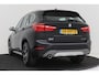 BMW X1 SDrive18i High Executive | Trekhaak | Org NL | Head-Up | Camera | Stoelverwarming | Sportstoelen | LED | 77.000 KM! |