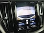Volvo XC60 2.0 Recharge T8 AWD R-Design | Panoramadak | Trekhaak | Adaptive cruise | Stoelverwarming | Carplay | Harman/Kardon | Navigatie | Memory | Sportstoelen | Achterbankverwarming | PHEV | Plug In