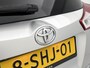 Toyota RAV4 2.0 Dynamic 4WD | 1e Eigenaar | Nieuw Geleverd en Onderhouden | Navigatie | Cruise Control | Camera |