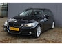 BMW 3-Serie Touring 318i High Executive Leder, Trekhaak, NAP