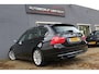 BMW 3-Serie Touring 318i High Executive Leder, Trekhaak, NAP
