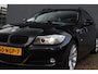BMW 3-Serie Touring 318i High Executive Leder, Trekhaak, NAP