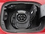 Mercedes-Benz A-klasse 250e AMG | Panoramadak | 360 Camera | Burmester | Stoelverwarming | Adaptive cruise | Carplay | Sfeerverlichting | 19'' | Navigatie | Widescreen | Leder/Alcantara | PHEV | Plug In