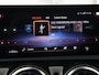Mercedes-Benz A-klasse 250e AMG | Panoramadak | 360 Camera | Burmester | Stoelverwarming | Adaptive cruise | Carplay | Sfeerverlichting | 19'' | Navigatie | Widescreen | Leder/Alcantara | PHEV | Plug In