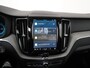 Volvo XC60 T6 Recharge AWD Ultra Dark | LR | Luchtvering | Stoelmassage | Nappa Leder | H&K | HUD | ACC | 21" | 360 | Zondag Open!