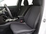 Peugeot e-2008 EV Active Pack 50 kWh | Carplay | Navi | Camera |