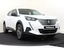 Peugeot e-2008 EV Active Pack 50 kWh | Carplay | Navi | Camera |