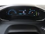 Peugeot e-2008 EV Active Pack 50 kWh | Carplay | Navi | Camera |