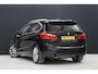 BMW 2-Serie Active Tourer 225xe High Executive [HEAD-UP DISPLAY, CRUISE CONTROL, PDC ACHTER, BLUETOOTH TELEFOON, STOELVERWARMING, CLIMATE CONTROL, AUTOMATISCHE ACHTERKLEP, NAVIGATIE, NIEUWSTAAT]