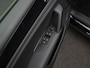 Volkswagen Tiguan 1.5 eTSI 131 pk DSG Life Edition | Panoramadak | Trekhaak | IQ Light | Rondomzicht camera | Stuur-/stoelverwarming