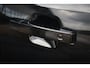 Land Rover Defender 110 P300e 110 X-Dynamic SE ADAPTIVE CRUISE | 360 CAMERA | PANORAMADAK | VOORRUITVERWARMING | MERIDIAN | ELEKTRISCHE STOELEN | STUURVERWARMING |