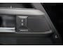 Land Rover Defender 110 P300e 110 X-Dynamic SE ADAPTIVE CRUISE | 360 CAMERA | PANORAMADAK | VOORRUITVERWARMING | MERIDIAN | ELEKTRISCHE STOELEN | STUURVERWARMING |