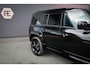Land Rover Defender 110 P300e 110 X-Dynamic SE ADAPTIVE CRUISE | 360 CAMERA | PANORAMADAK | VOORRUITVERWARMING | MERIDIAN | ELEKTRISCHE STOELEN | STUURVERWARMING |