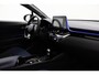 Toyota C-HR 1.8 Hybrid Bi-Tone Plus | Trekhaak | Navigatie | Dodehoek detectie | JBL | Stoel-/stuurverwarming | Full LED | Parkeersensoren voor/achter | Keyless | Adaptive Cruise | Clima | 18 inch