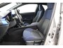 Toyota C-HR 1.8 Hybrid Bi-Tone Plus | Trekhaak | Navigatie | Dodehoek detectie | JBL | Stoel-/stuurverwarming | Full LED | Parkeersensoren voor/achter | Keyless | Adaptive Cruise | Clima | 18 inch