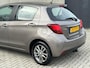 Toyota Yaris 1.3 VVT-i 5DR 2016 Grijs CAMERA|NAP|TREKHAAK