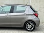 Toyota Yaris 1.3 VVT-i 5DR 2016 Grijs CAMERA|NAP|TREKHAAK