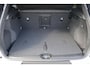 Volvo XC40 2.0 B4 Core Business Edition |  18" lichtmetalen velgen | Harman Kardon Audio | Adaptieve Cruise Control | Extra getint glas | BLIS |
