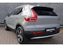 Volvo XC40 2.0 B4 Core Business Edition |  18" lichtmetalen velgen | Harman Kardon Audio | Adaptieve Cruise Control | Extra getint glas | BLIS |