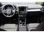 Volvo XC40 2.0 B4 Core Business Edition |  18" lichtmetalen velgen | Harman Kardon Audio | Adaptieve Cruise Control | Extra getint glas | BLIS |