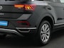 Volkswagen T-Roc 1.5 TSI 150 pk DSG Style | Trekhaak | Park Assist | Stoelverwarming | Adaptive Cruise | ErgoActive bestuurdersstoel