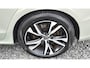 Volvo V60 2.0 T6 Twin Engine AWD R-Design 18" Wielen - Park Assist - Intellisafe Surround -  Climate - Audio Line - Privacy Glass - Stoel memory Bestuurder