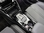 Peugeot e-2008 SUV EV GT 54 kWh 156pk | 406km WLTP Actieradius | Navigatie | Schuif-/kanteldak | Camera v+a | Climate Control | Full Led koplampen | Parkeersensoren v+a | Keyless | Adaptieve Cruise Control | Dodehoeksensor | DAB+ radio | Half lederen sportstoelen | Draadloze Apple Carplay / Android Auto | Donker getint glas | 17" lichtmetalen velgen |