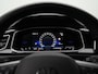 Volkswagen T-Roc 1.5 TSI 150 pk DSG R-Line | Trekhaak | Achteruitrijcamera | Navigatie | Stoelverwarming