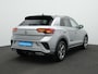 Volkswagen T-Roc 1.5 TSI 150 pk DSG R-Line | Trekhaak | Achteruitrijcamera | Navigatie | Stoelverwarming