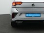 Volkswagen T-Roc 1.5 TSI 150 pk DSG R-Line | Trekhaak | Achteruitrijcamera | Navigatie | Stoelverwarming