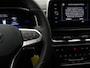 Volkswagen T-Roc 1.5 TSI 150 pk DSG R-Line | Trekhaak | Achteruitrijcamera | Navigatie | Stoelverwarming