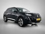 Peugeot e-2008 SUV EV Allure Pack 50 kWh 136pk | Navigatie | Achteruitrijcamera | 3D Cockpit | Climate Control | Cruise Control | Parkeersensoren | Keyless start | Bluetooth | Apple CarPlay / Android Auto | DAB+ radio | Elektrisch inklapbare spiegels | Donker getint glas | 17" lichtmetalen velgen |