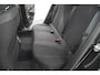 Peugeot e-2008 EV Active 50 kWh | Parkeersensoren | Apple Carplay | Climate Control