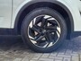 Nissan Qashqai 1.3 MHEV Xtronic N-Connecta / HUD / Nieuw Model / Facelift / Design Pack / Cold Pack / Allseason banden / Trekgewicht 1800 kg / Stuur-, Stoel en Voorruitverwarming / Elektrische achterklep /Rondomzicht camera / Adaptief CC /
