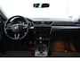 Skoda Superb Combi 1.5 TSI ACT Sportline Business Camera, Stoelverwarming, Panorama schuif/kantel, Apple Carplay