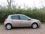 Renault Clio 1.2 Collection *Dist VV *4Nieuwe banden AllSeason *Navi *Cruise