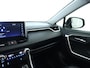 Toyota RAV4 2.5 Hybrid AWD Active | 1650KG | Lederen bekleding | Winterpakket | Parkeersensor voor en achter |