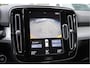 Volvo XC40 1.5 T2 Automaat! Business Pro BJ2020 Lmv 18" | Led | Pdc | Navi | Achteruitrijcamera | App-Connect | Keyless entry | Sportstoelen | Elek. voorstoelen | Verwarmd voorruit | Elek. achterklep | Virtual cockpit | Climate control | Cruise control