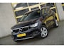 Volvo XC40 1.5 T2 Automaat! Business Pro BJ2020 Lmv 18" | Led | Pdc | Navi | Achteruitrijcamera | App-Connect | Keyless entry | Sportstoelen | Elek. voorstoelen | Verwarmd voorruit | Elek. achterklep | Virtual cockpit | Climate control | Cruise control
