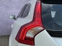 Volvo V60 2.0 T3 R-Design | Trekhaak | Standkachel | Bi-Xenon | Stoel verwarming | Navigatie | PDC | Volvo On Call |