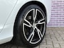 Volvo V60 2.0 T3 R-Design | Trekhaak | Standkachel | Bi-Xenon | Stoel verwarming | Navigatie | PDC | Volvo On Call |