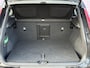 Volvo XC40 2.0 B4 Plus Dark | Trekhaak | Memory | Zitting verlengers | parkeersensoren vóór en achter | camera | Google auto | Full LED | verwarmde voorstoelen en stuurwiel | trekgewicht 2000KG! |