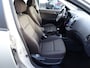 Hyundai i30 1.6i Dynamic Business Automatische airco, licht metalen velgen, afneembare trekhaak, cruise controle, enz.